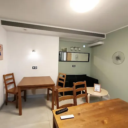 Firstroom 3*